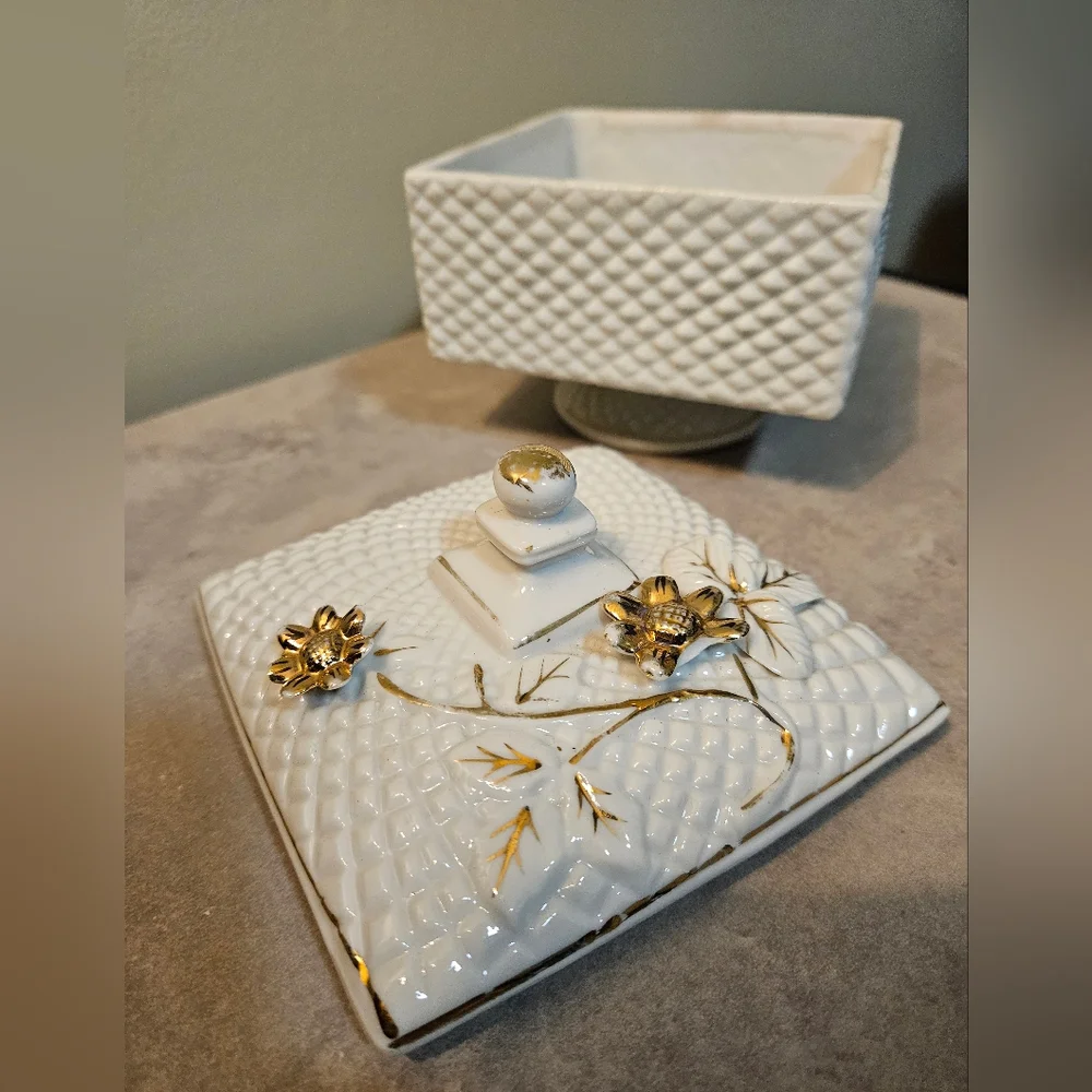 Tilso, Japan Handpainted Dresser Dish With Lid White Gold Vintage Trinket Box